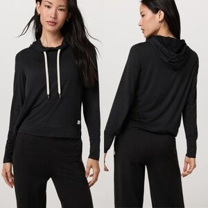 Vuori Halo Essential Hoodie - Black Heather XL